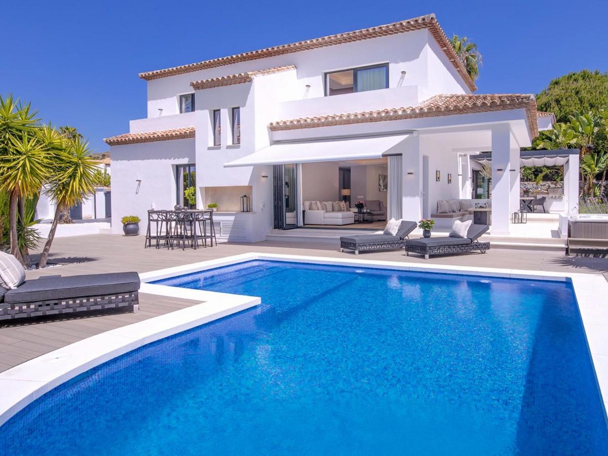 Vacation Marbella I Villa Lina, Golf Valley, Private Heated Pool, Jacuzzi, Close To The Marina Ngoại thất bức ảnh